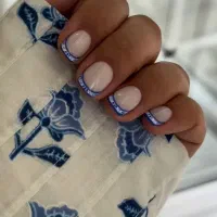 دستیار طراحی ناخن