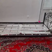 تخت خواب فلزی یک نفره