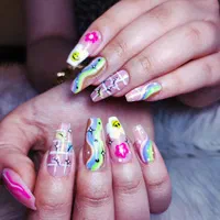 خدمات کاشت و ترمیم ناخن|خدمات آرایشگری و زیبایی|اردبیل, |دیوار