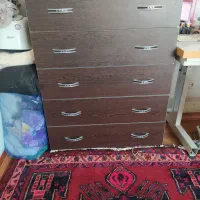 دراور ۵ کشو کاملا سالم همراه با شیشه ده میل روش