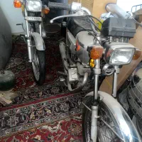 ۲ عدد موتور مدارک دار