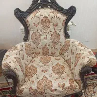 مبل سلطنتی 9 نفره شیک و تمیز.میز ناهار خوری