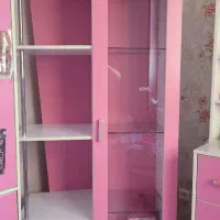 کمد و ویترین و میز آرایش کودک