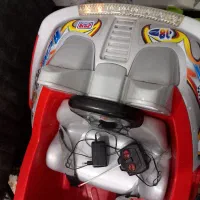 ماشین شارژی دو موتوره سالم باتری نو|اسباببازی بچه|خواف, |دیوار