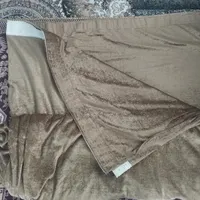 پرده مخمل قهوه ای