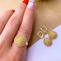 یک همکار خانم جهت ادمینی در طلای اشکان نیاز مندیم