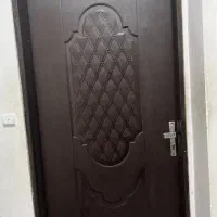 درب ورودی واحد با چهارچوب فلزی
