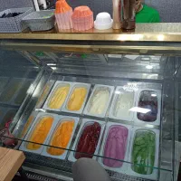 تاپینگ بستنی ایتالیایی و دستگاه آبمیوه گیری