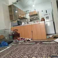 خانه طبقه همکف حیاط دار