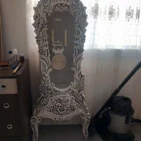 ساعت ایستاده گل برجسته