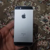 اپل iPhone SE با حافظهٔ ۶۴ گیگابایت