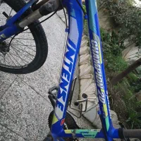 دوچرخه|دوچرخه، اسکیت، اسکوتر|نور, |دیوار