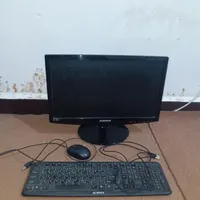 مانیتور کامپیوتر
