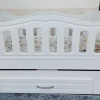 تخت گهواره ای