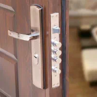 باز کردن درب کلید سازی قفل سازی سیار و شبانه روزی