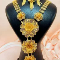 ست های کردی در قالب طلا فقط در گالری شاهکار