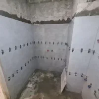 کارگر کاشیکاری وسرامیککاری