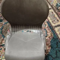 صندلی پلاستیکی