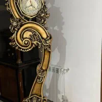 میز نهار خوری وساعت|میز و صندلی غذاخوری|بم, |دیوار