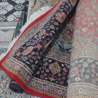 دوعدد فرش کارکرده