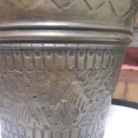 سطل بزرگ برنجی قدیمی تمام قلمزنی شده دست ساز|صنایع دستی و سایر لوازم تزئینی|ساری, |دیوار