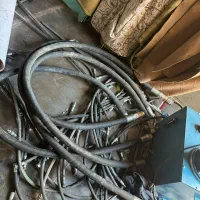 تعدادی شلنگ و فشار شکن هیدرولیک نو