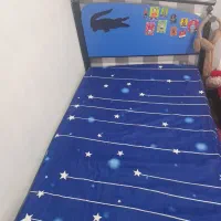 تخت خواب یکنفره