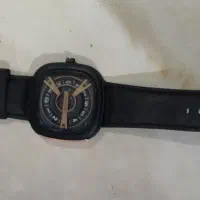 سه عدد ساعت مچی|ساعت|قدس, شهر‌قدس|دیوار