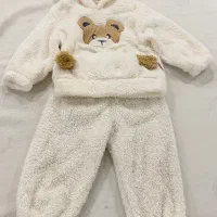 کاپشن و پولیور و شلوار خارجی|کفش و لباس بچه|تهران, دروس|دیوار