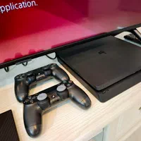 کنسول بازی سونی مدل PlayStation 4 Slim