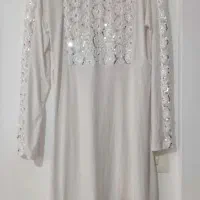 تعدادی لباسو روسری زنانه مناسب سایز ۴۲ الی ۴۴