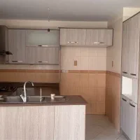 کابینت دست دوم جنس ام دی اف با سینک و گاز و هود