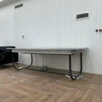 میز کنفرانس