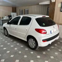 207مدل1402|خودرو سواری و وانت|همدان, |دیوار