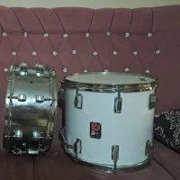 دوعدد سایدرام خارجی یکی استیل ودیگری چوبی