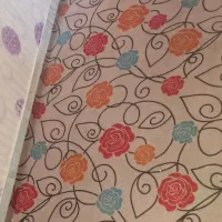 موکت ۹ متری ۳*۳ پانخورده و کاملا تمیز