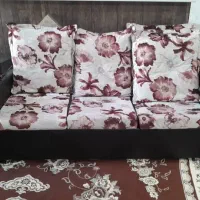 مبل هفت نفره سالمه جنسش،چرم و پارچه هست|مبلمان خانگی و میز عسلی|شیراز, شریف‌آباد|دیوار