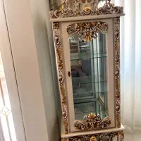 مینی ویترین وساعت قدی