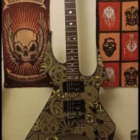 گیتار بی سی ریچ لیمیتد ادیشن طرح Beast