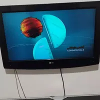 تلویزون ۳۲ اینج