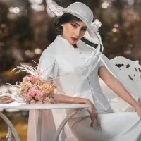 شینیون و میکاپ حرفه ای