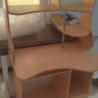 میز کامپیوتر، تحریر