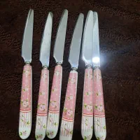 تعدای ظروف آشپزخانه