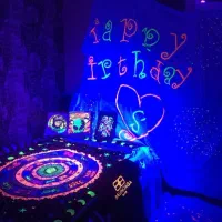 بلک لایت|سرویس روتختی|قدس, شهر‌قدس|دیوار