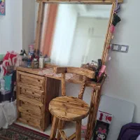 میز ارایشی چوب