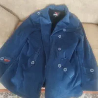 کت مخمل رنگ آبی نفتی