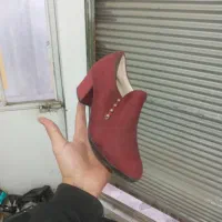 کفش م ر ا س می و تخت|کفش و لباس بچه|ایلام, |دیوار