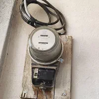 لوله کش برقکار برق کشی