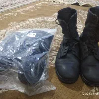 دو جفت پوتین نو