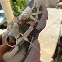 کتونی اورجینال سایز ۴۰ نو نو|کیف، کفش، کمربند|کوه چنار, |دیوار